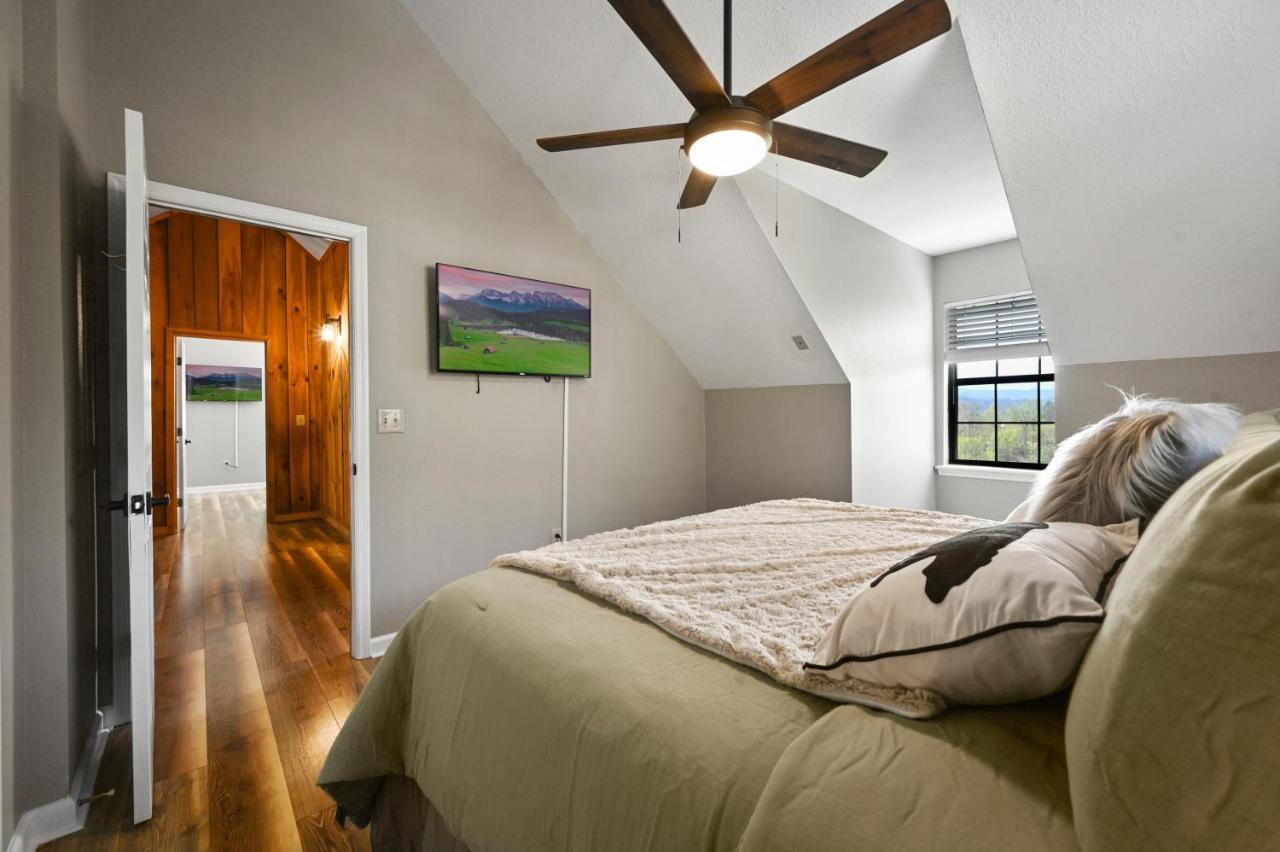 Private Mountain Cabin, Hot Tub Escape In The Smokies, With The View Sevierville Luaran gambar