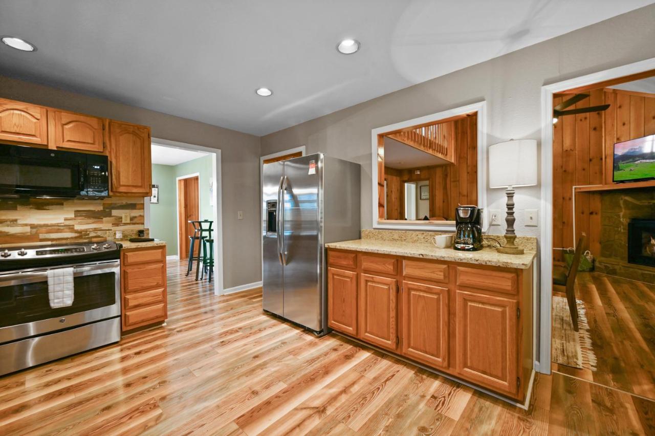 Private Mountain Cabin, Hot Tub Escape In The Smokies, With The View Sevierville Luaran gambar