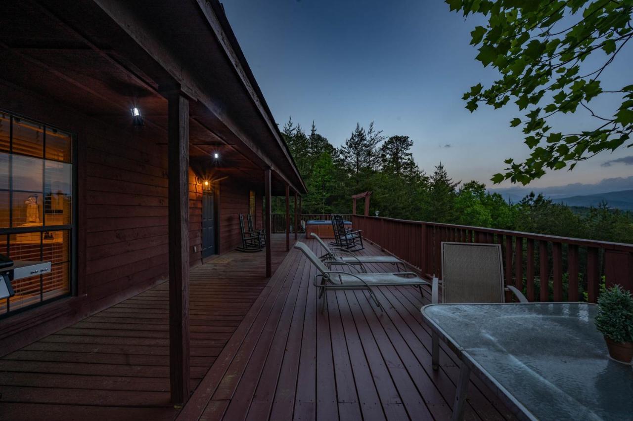 Private Mountain Cabin, Hot Tub Escape In The Smokies, With The View Sevierville Luaran gambar