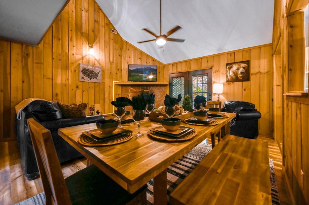 Private Mountain Cabin, Hot Tub Escape In The Smokies, With The View Sevierville Luaran gambar